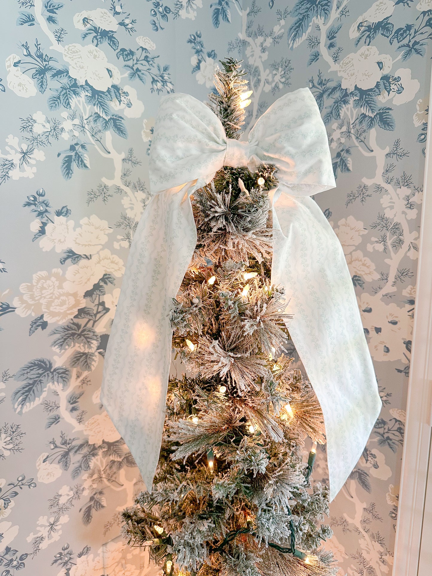 Christmas Bow Tree Topper